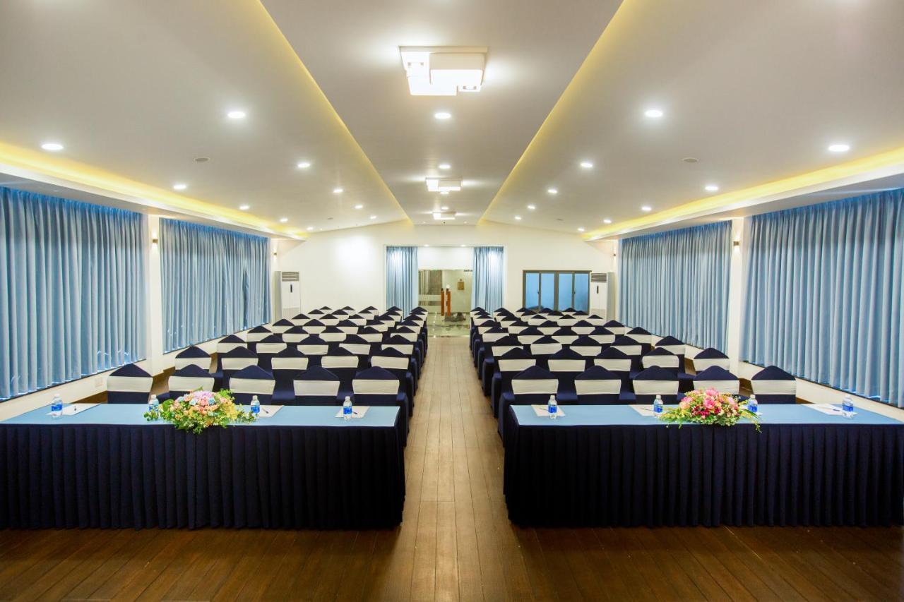 Mermaid Seaside Hotel Vung Tau Esterno foto