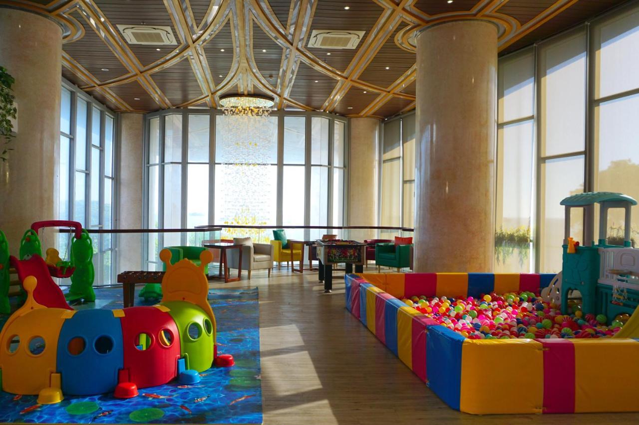 Mermaid Seaside Hotel Vung Tau Esterno foto